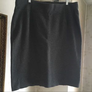 🔖Price Drop🔖 Heather Grey Skirt XL